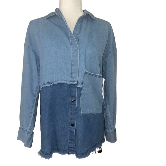 Zara Trafaluc Collection Distressed Two Toned Denim Button Down Shirt Size Mediu - Picture 1 of 8